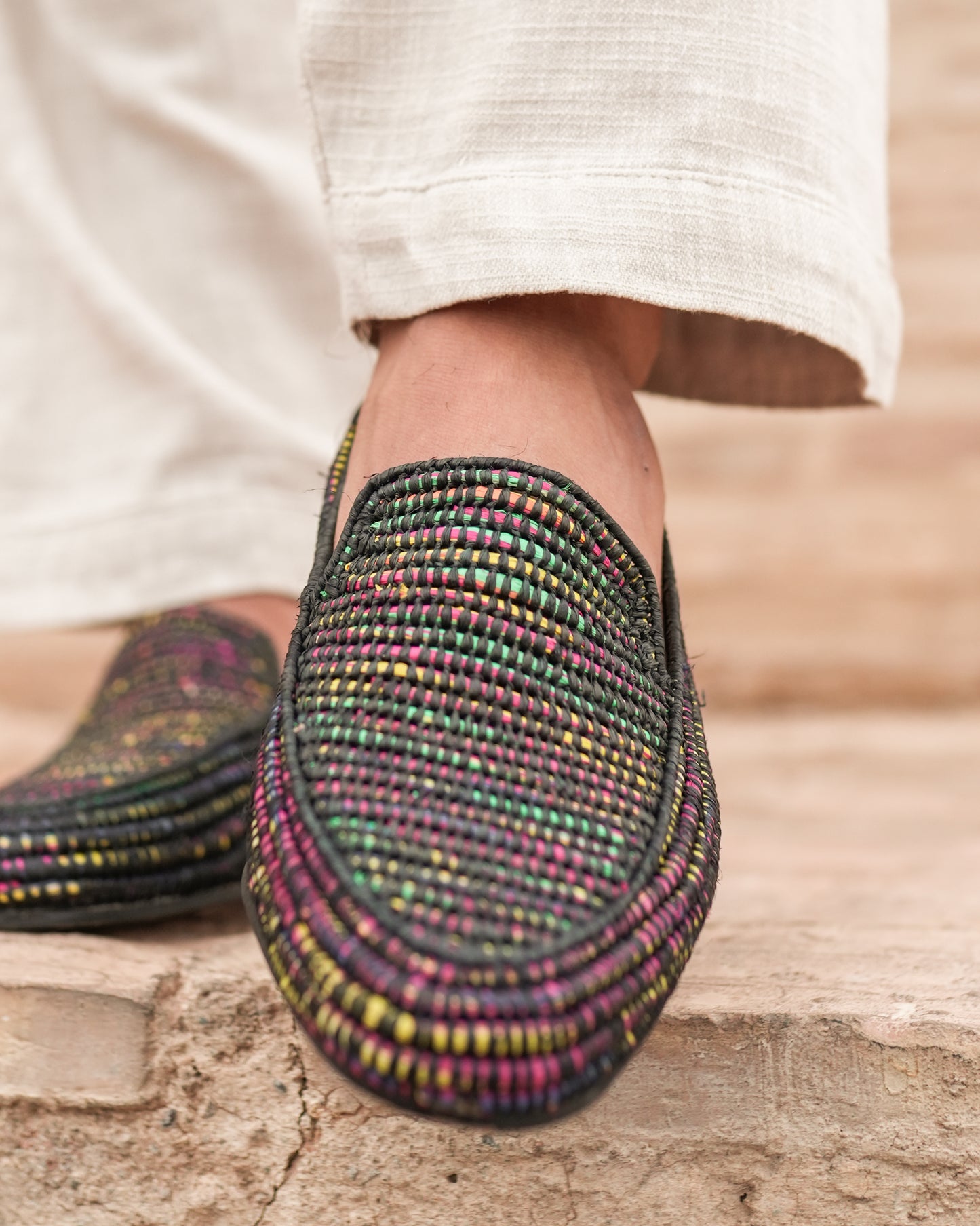 Multicolor Raffia Loafers for Men – Handwoven Moroccan Slip-Ons with Black Base