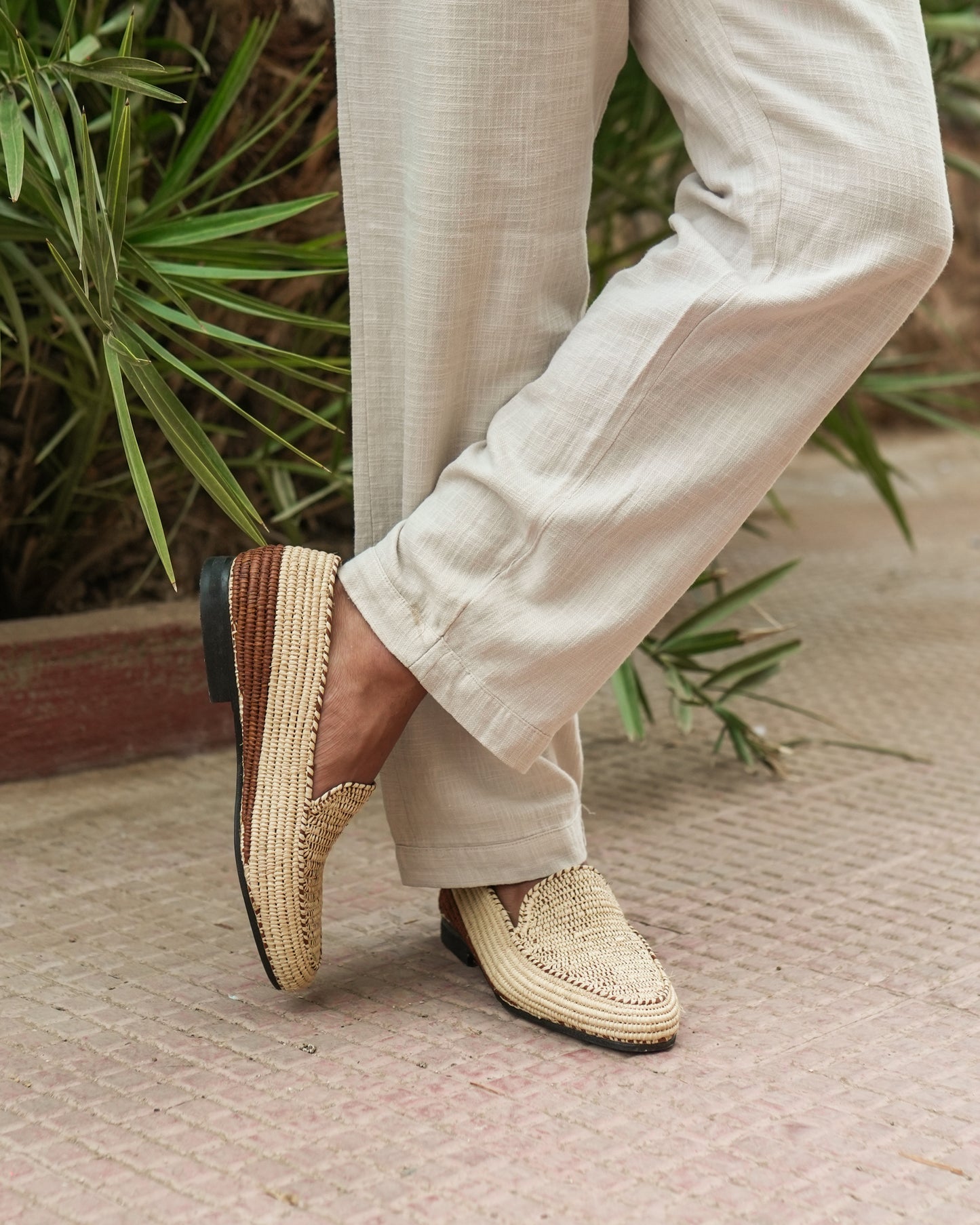 Natural Raffia Mules for Men – Handwoven Moroccan Slip-On Shoes
