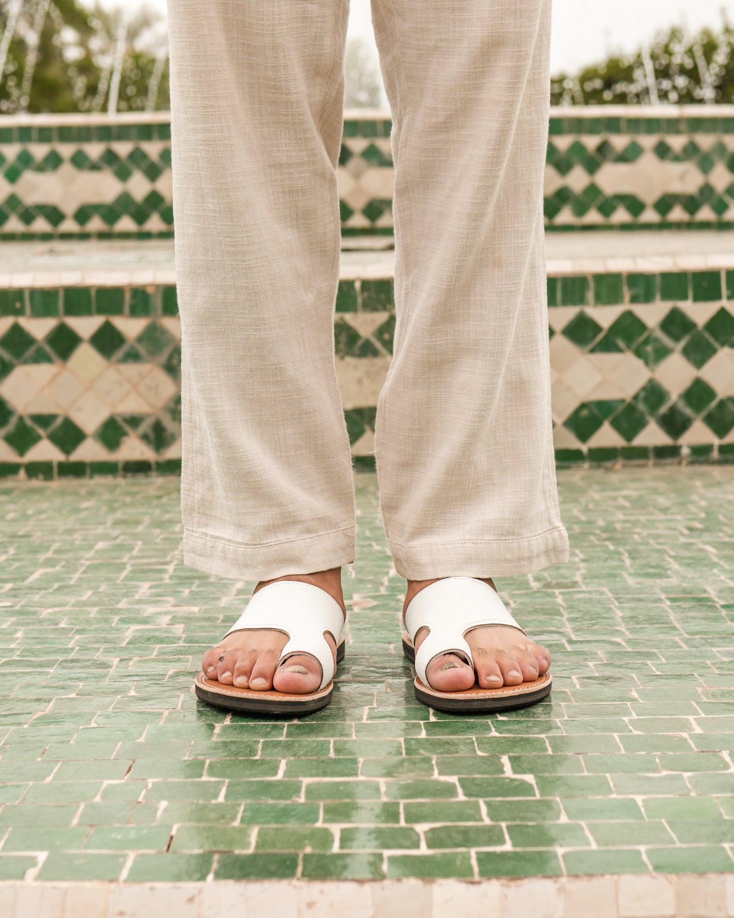 White Leather Slide Sandals for Men – Handmade Moroccan Slip-Ons with Cutout Detail
