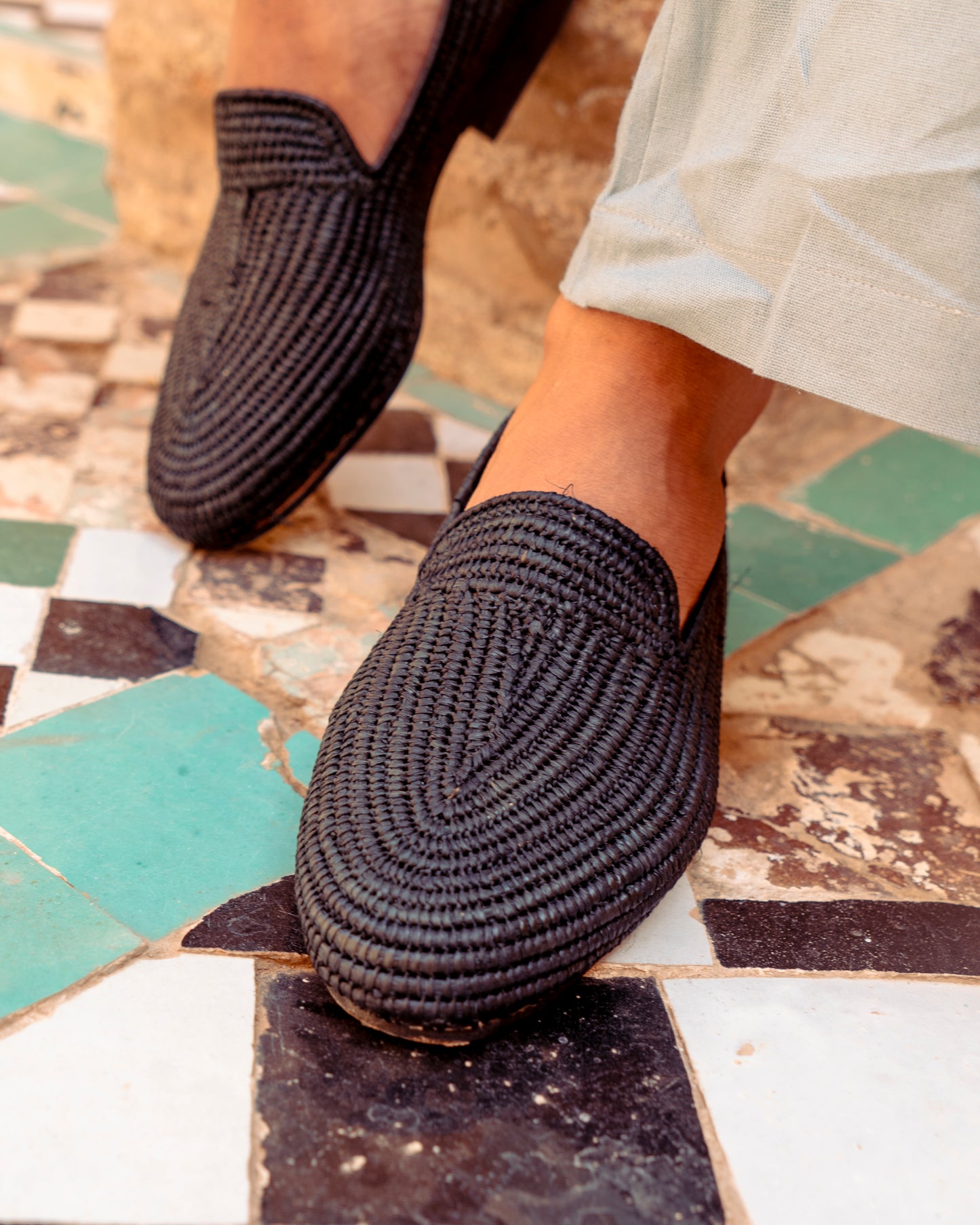 Black Raffia Loafers for Men – Handwoven Moroccan Slip-On Dress Shoes