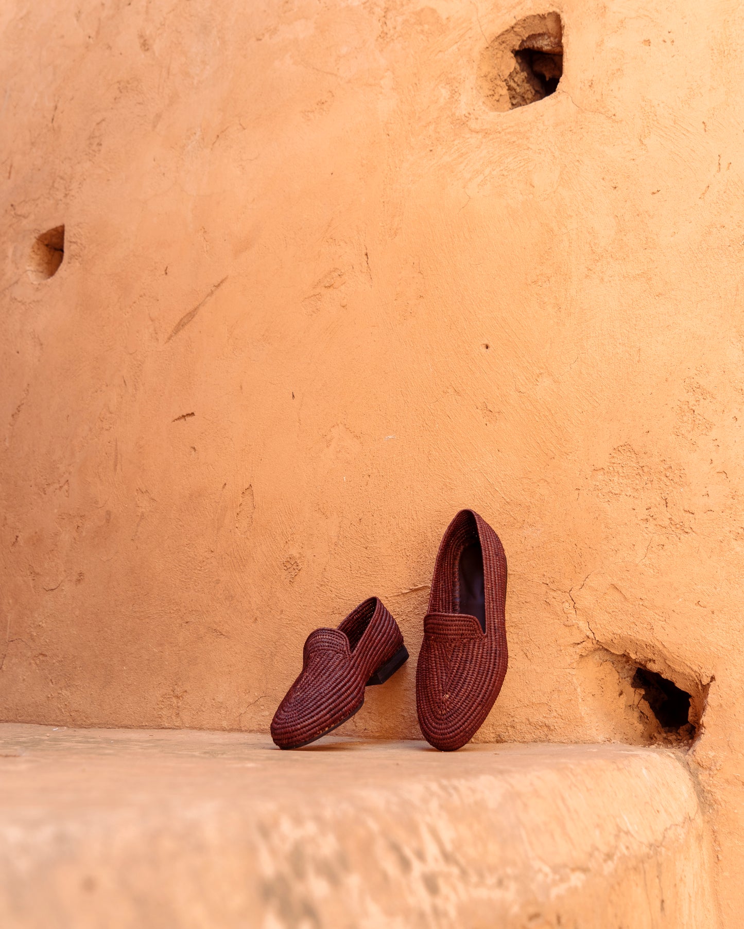 Brown Raffia Loafers for Men – Handwoven Moroccan Slip-On Dress Shoes