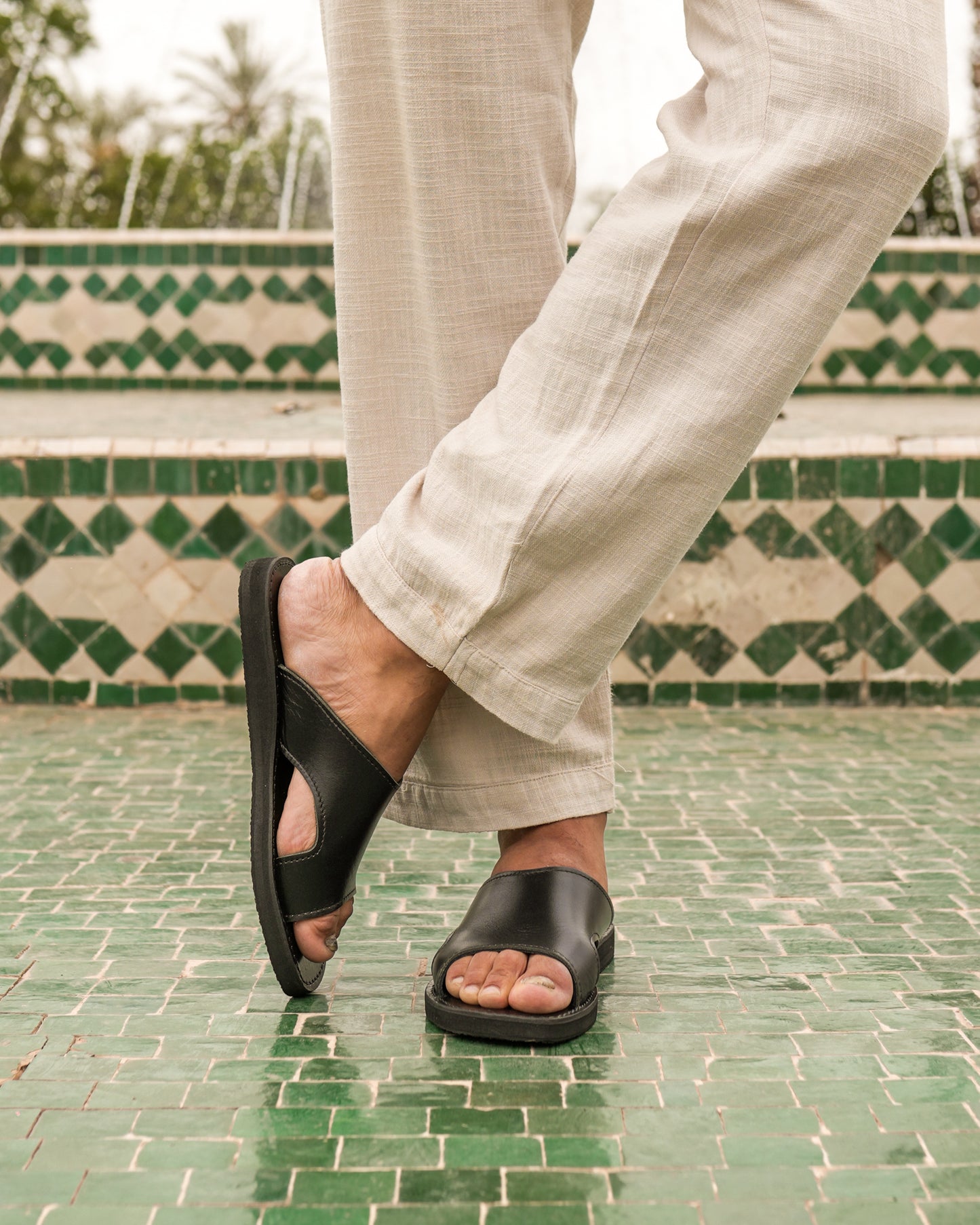 Men’s Black Leather Slides – Handmade Moroccan Sandals