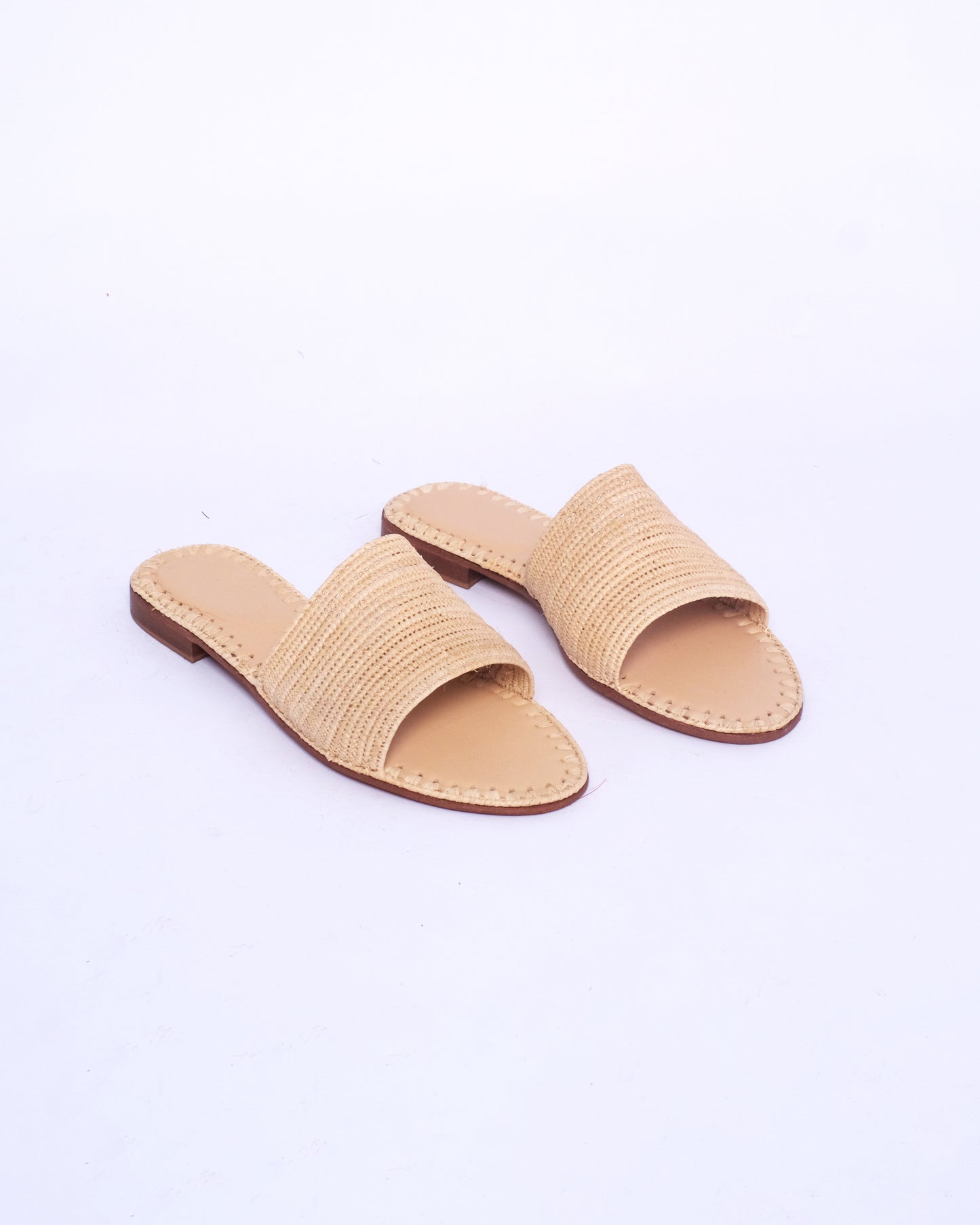 Minimalist Natural Raffia Slide Sandals – Handmade Moroccan Women’s Flats