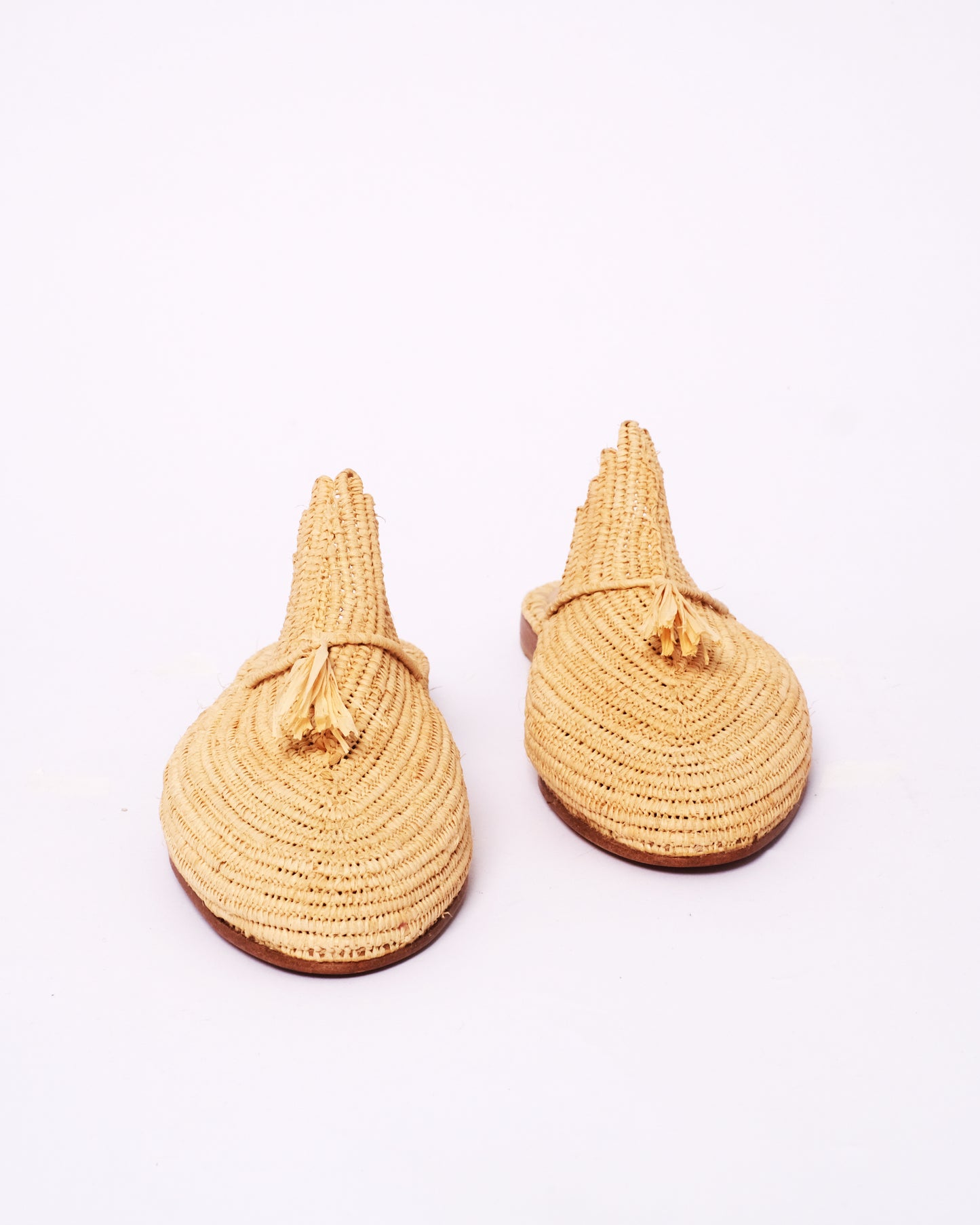 Scalloped Raffia Mules with Tassel – Handmade Moroccan Slip-Ons