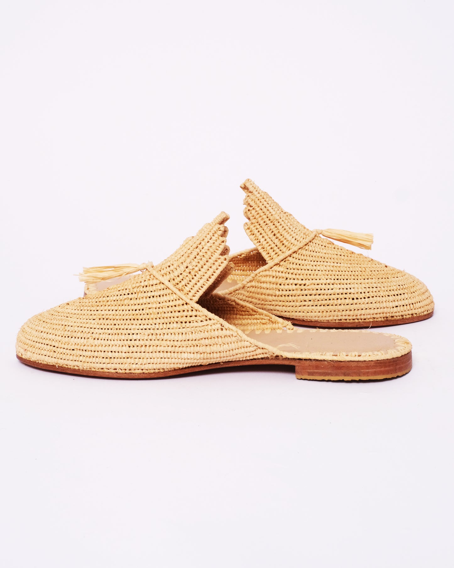 Scalloped Raffia Mules with Tassel – Handmade Moroccan Slip-Ons