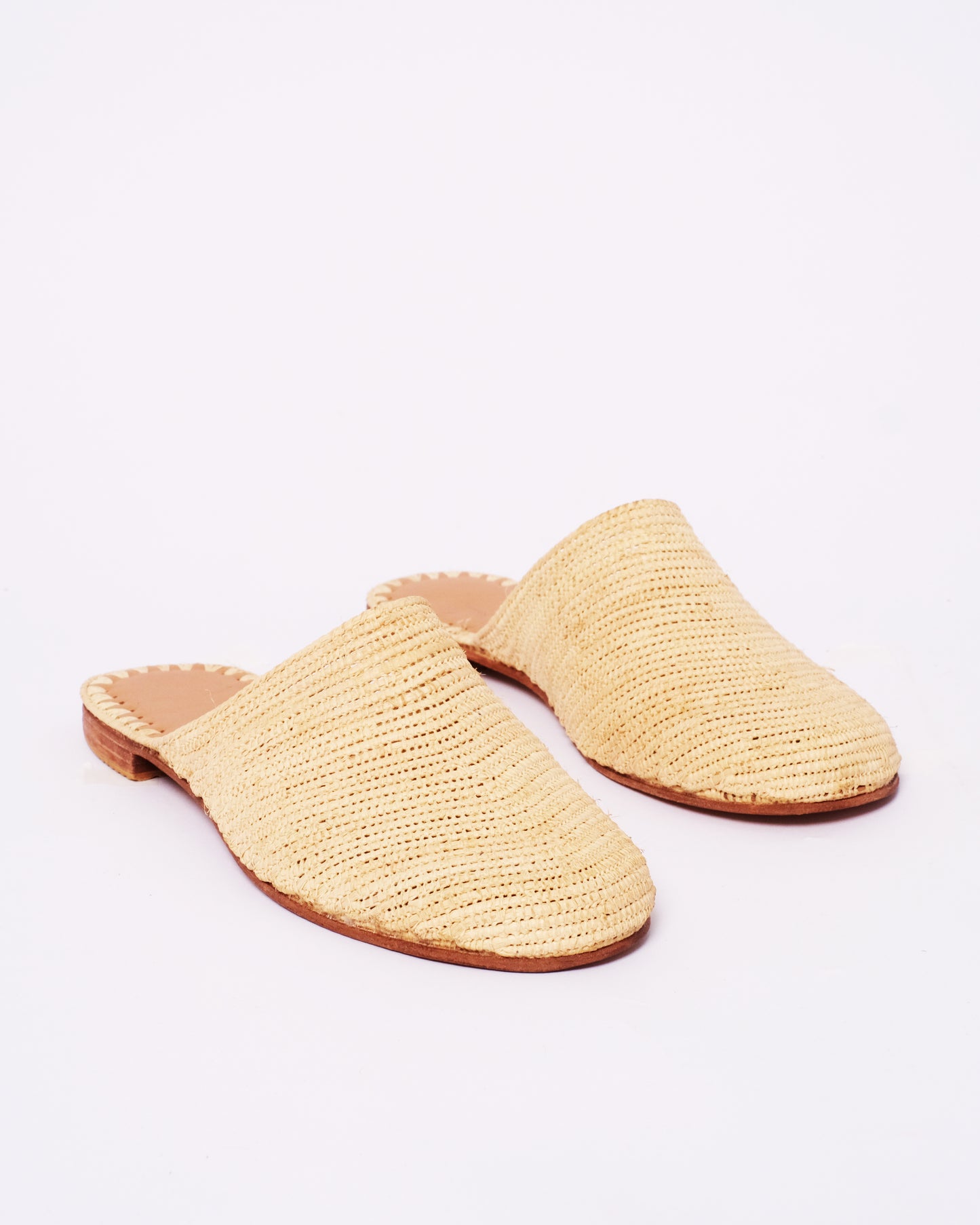 Natural Raffia Mules – Handmade Moroccan Slip-On Flats for Women