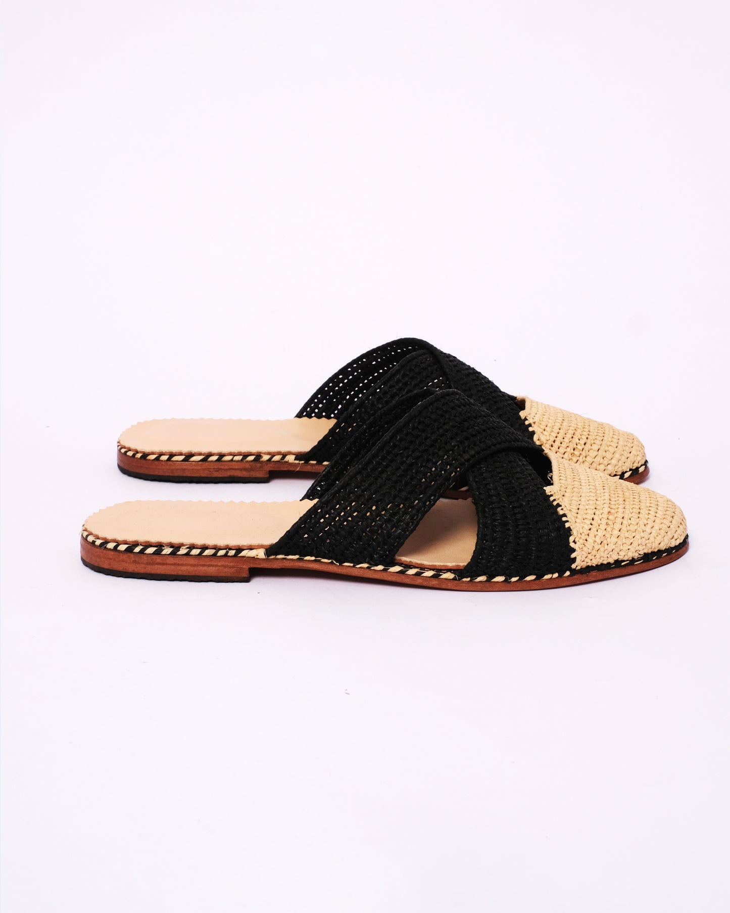 Two-Tone Raffia Slide Mules – Black & Natural Handmade Moroccan Flats