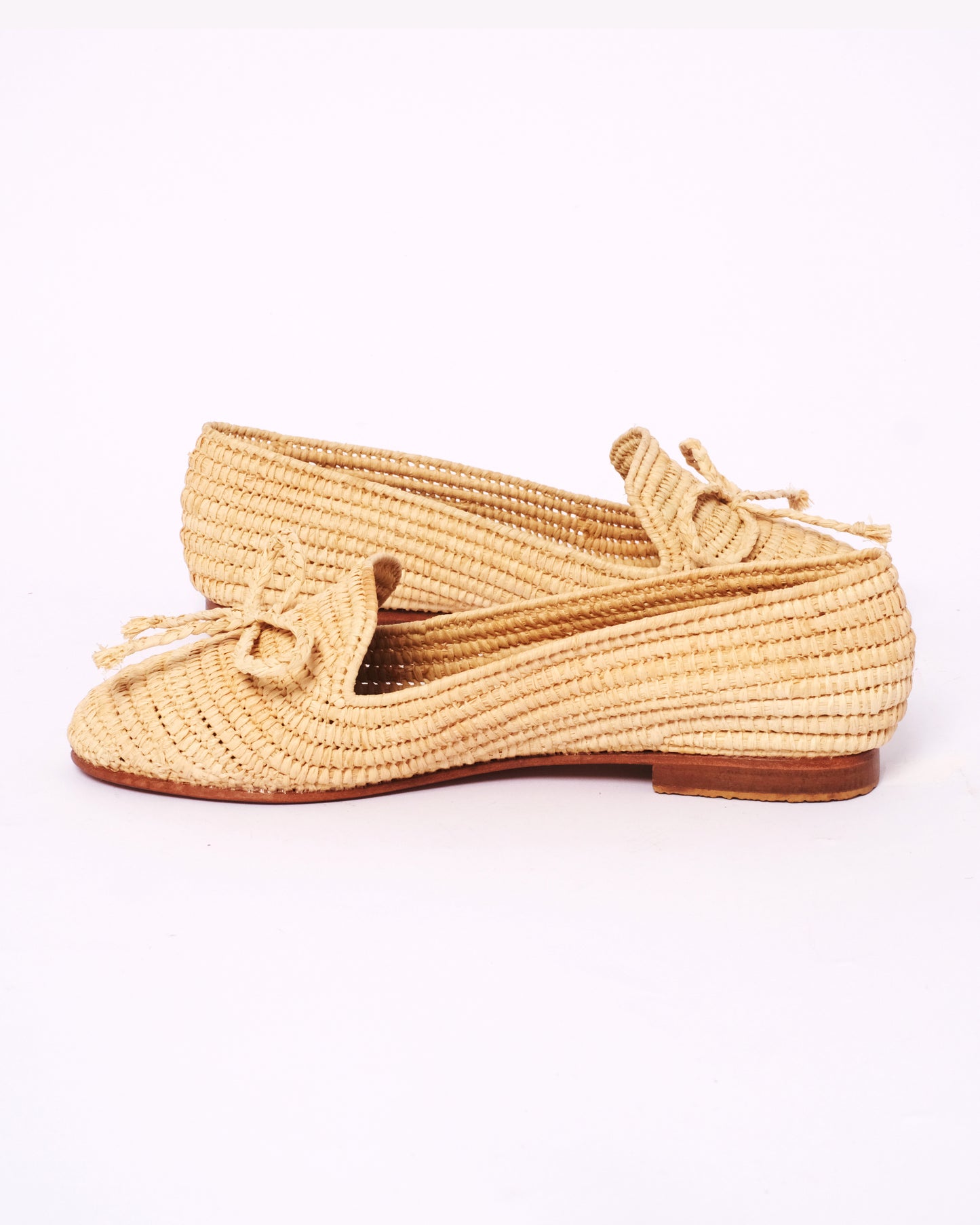 Natural Raffia Bow Loafers – Handmade Moroccan Flats for Women