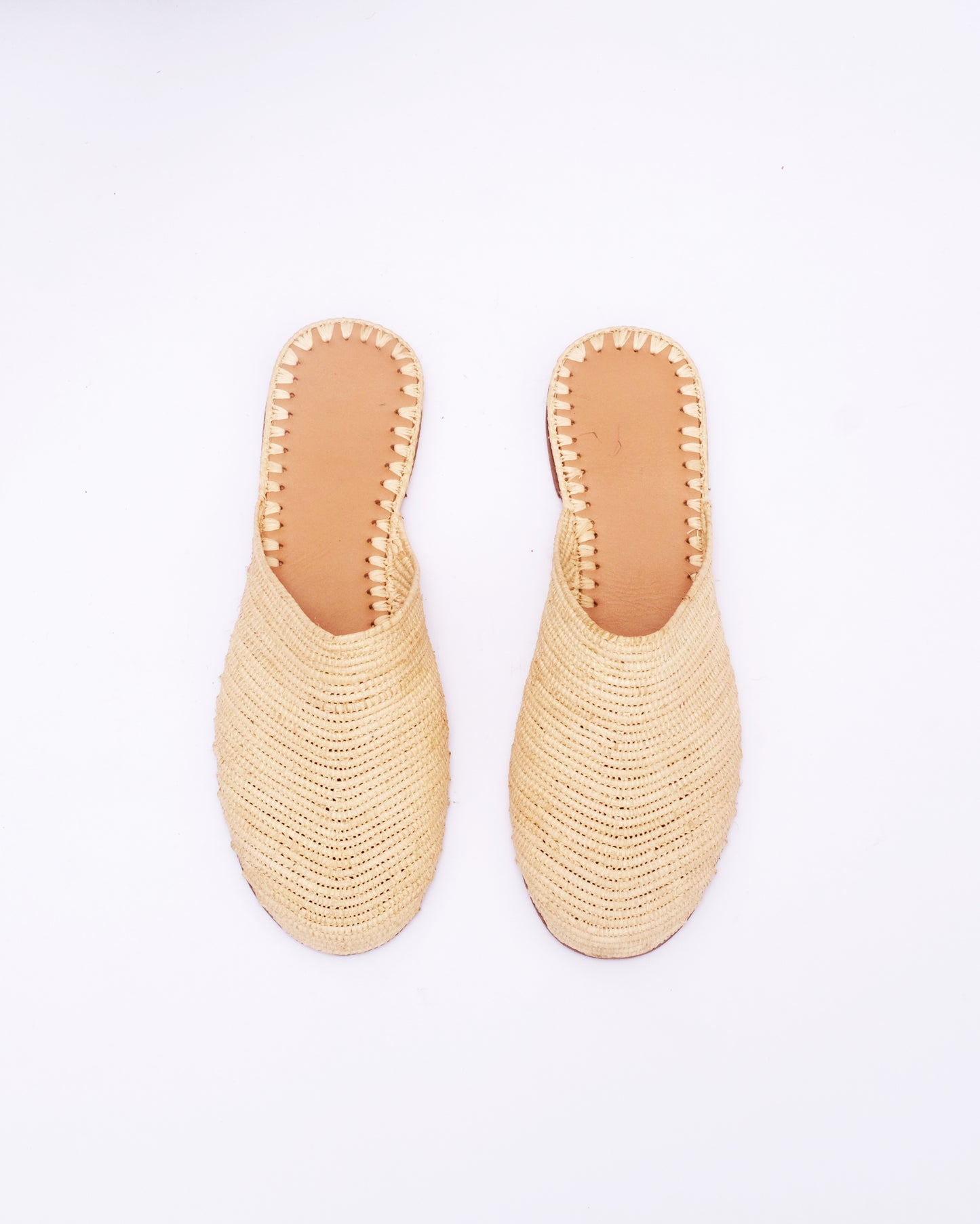 Natural Raffia Mules – Handmade Moroccan Slip-On Flats for Women