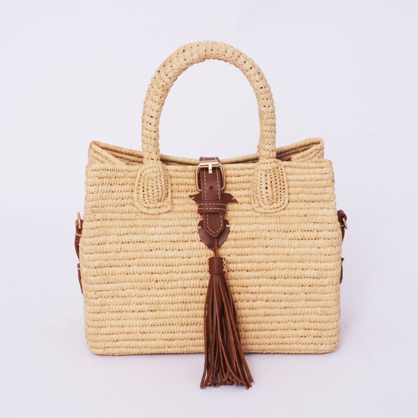 Elegant and Sustainable: The Ultimate Raffia Tote for Fashion Lovers