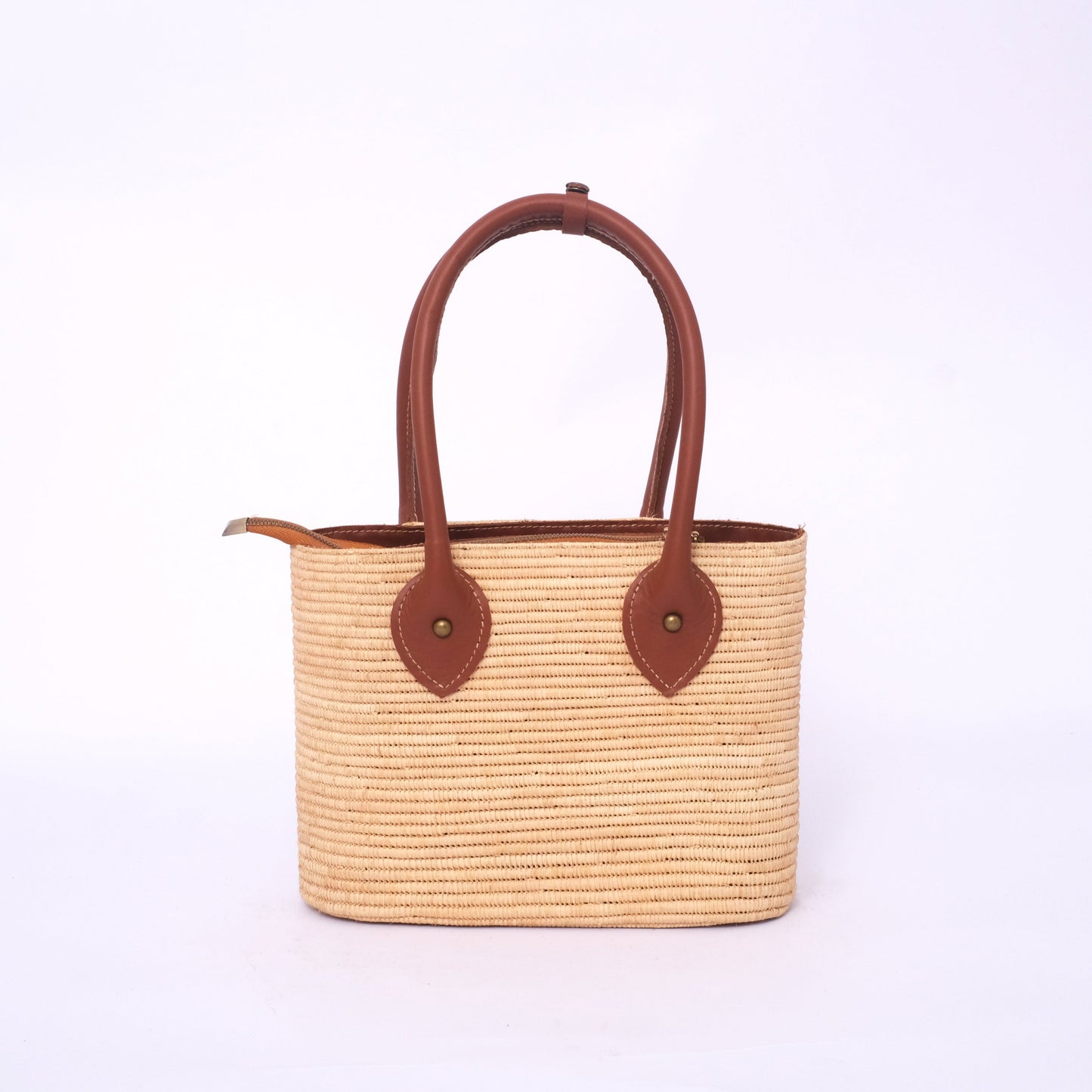 Natural Woven Raffia Bag: Elevate Your Style Sustainably