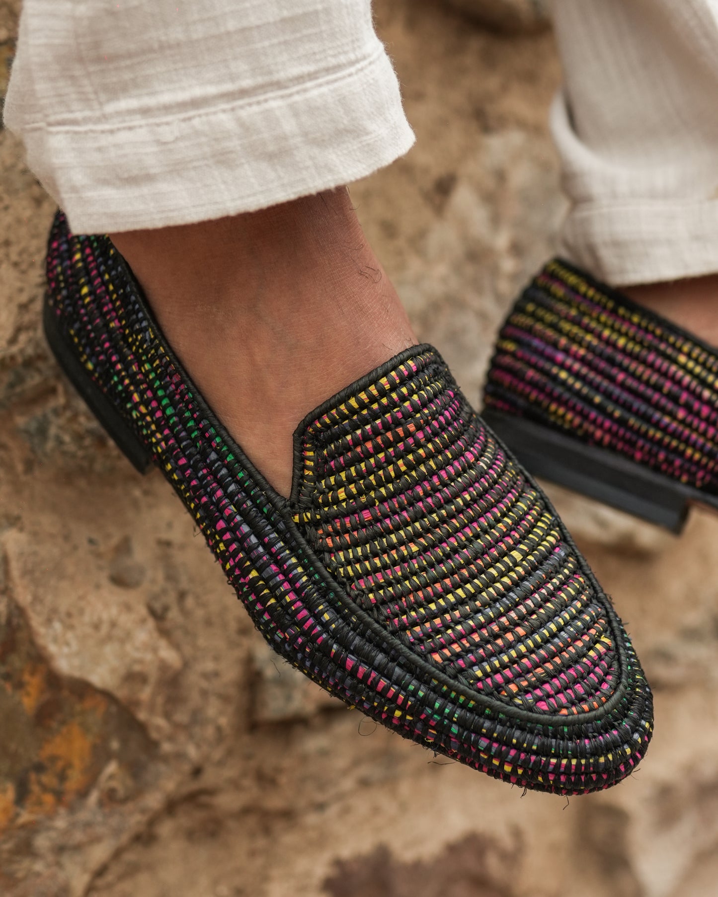 Multicolor Raffia Loafers for Men – Handwoven Moroccan Slip-Ons with Black Base