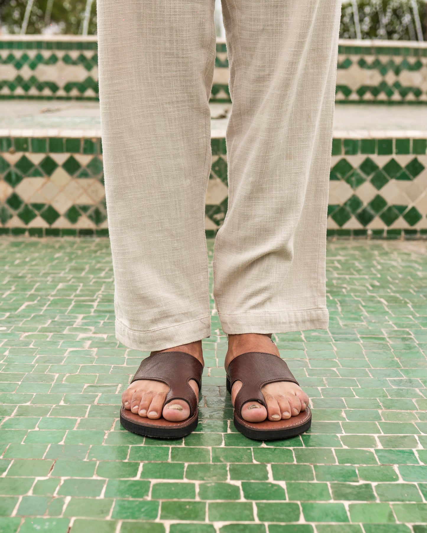 Brown Leather Slide Sandals for Men – Handmade Moroccan Slip-Ons with Cutout Design
