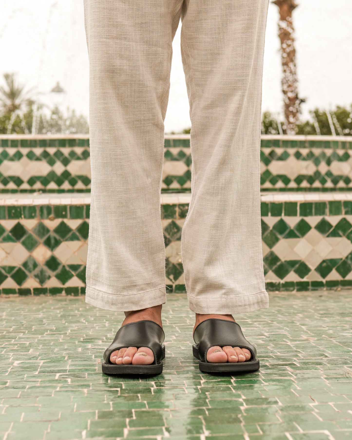Men’s Black Leather Slides – Handmade Moroccan Sandals