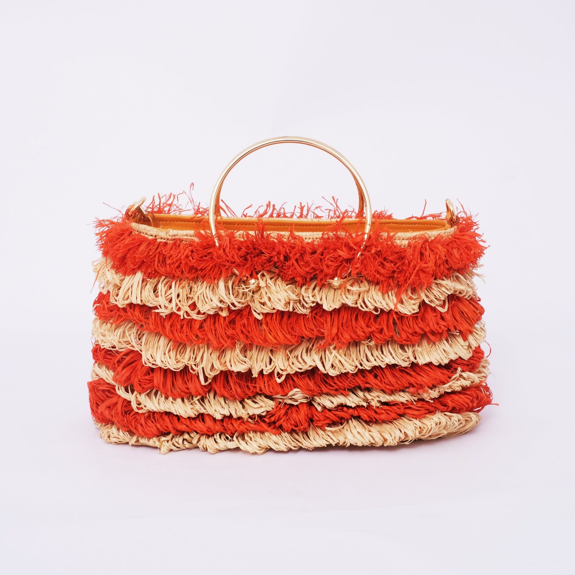 Upgrade Your Wardrobe with a Chic, Eco-Conscious Raffia Bag and raffia Details