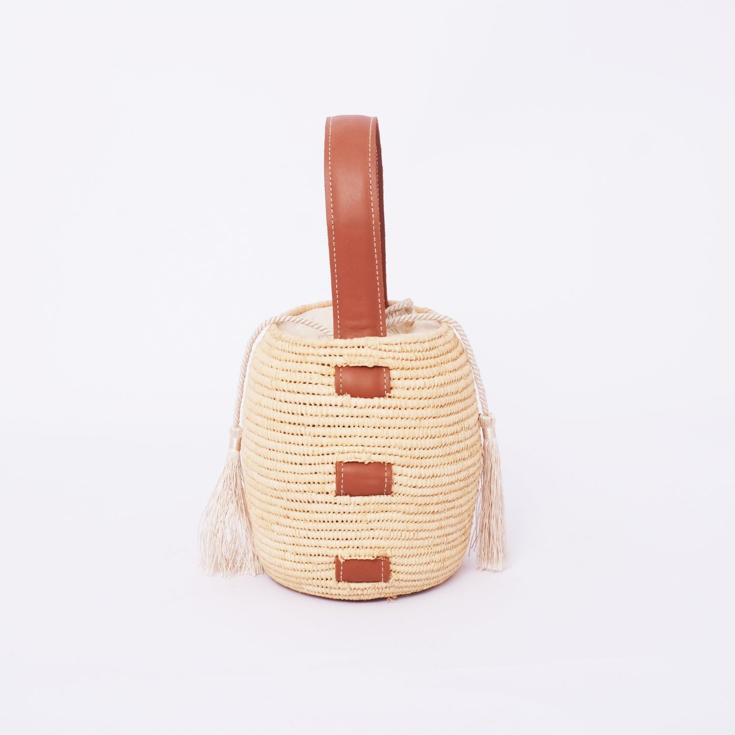The Ethical Fashionista's Dream: Moroccan Raffia Bag with Vegan Leather Handles